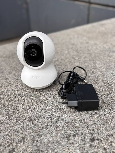 IP-Камера видеонаблюдения Wi-Fi TP-LINK Tapo C200 FHD поворотная Tapo c200 фото