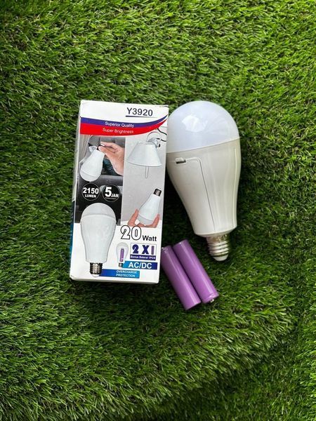 Акумуляторна цокольна Е27 лампочка LED 2x18650, 20W світлодіодна аварійна лампа на батарейках UKC LedLmp фото
