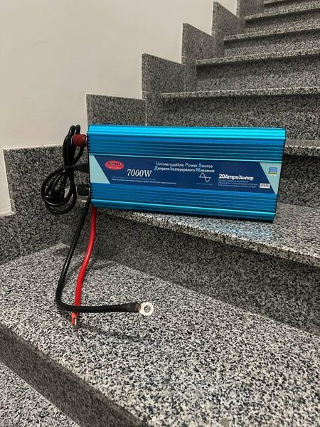 Перетворювач Wimpex WX-7000 із чистою синусоїдою інвертор із зарядкою 12V-220V для дому WX7000 фото